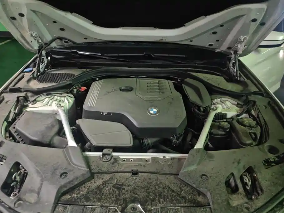 BMW 5 Series 2023 530Li Leading M Sport Package фото 10