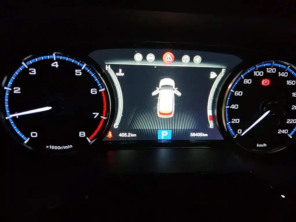 GAC Trumpchi Trumpchi GS8 2017 320T 2WD Luxury Smart Connect (7-seater) фото 12