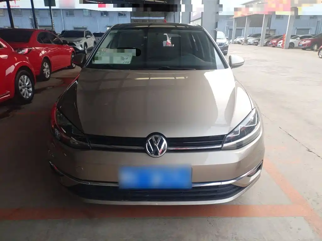 Volkswagen Golf 2018 230TSI Automatic Comfort фото 3