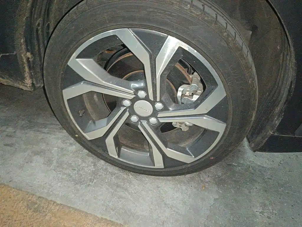 Lynk & Co 06 2023 Remix 1.5T Power Halo фото 26