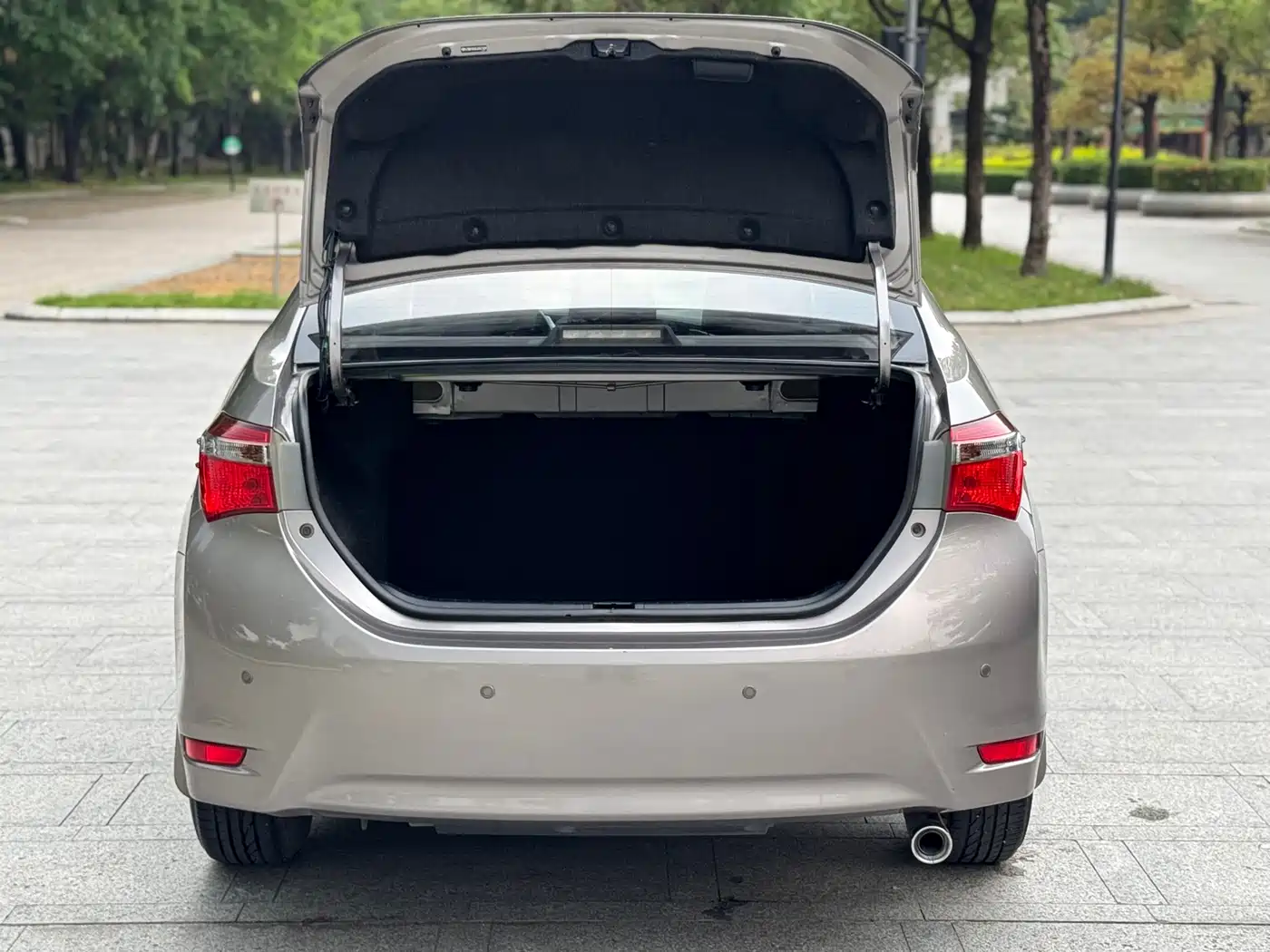 Toyota Corolla 2017 Facelift 1.2T S-CVT GL фото 21