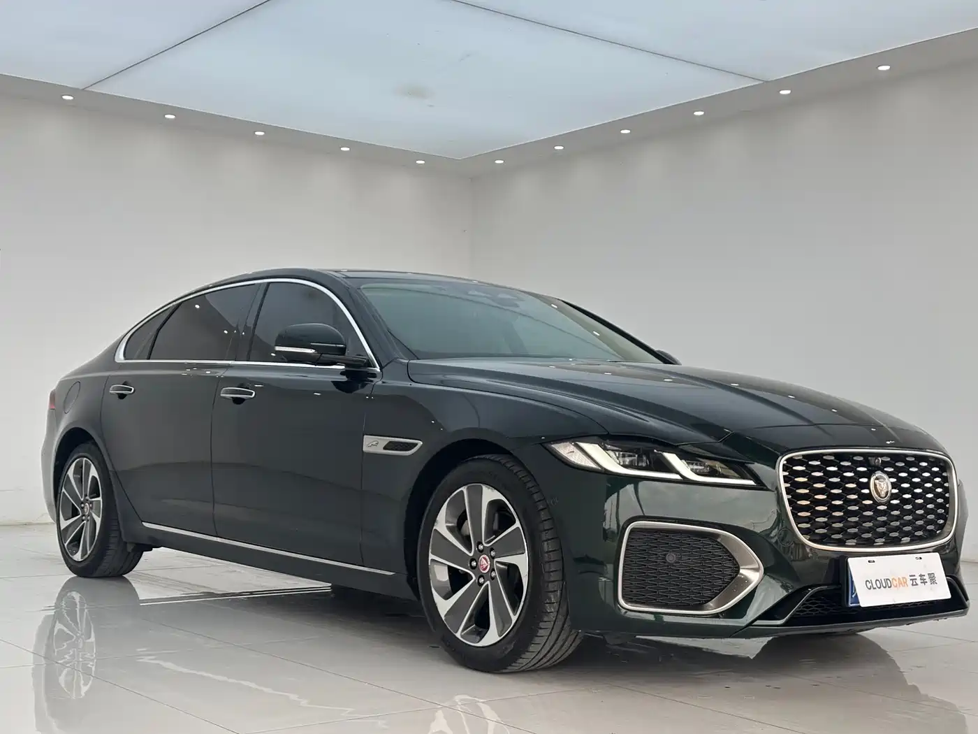 Jaguar XFL 2022 XFL 2.0T P200 2WD Elite Luxury фото 3