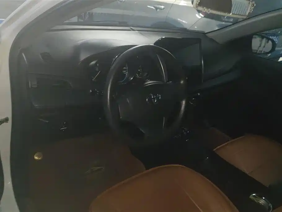 Toyota Vios 2014 1.3L Automatic Stylish Edition фото 12