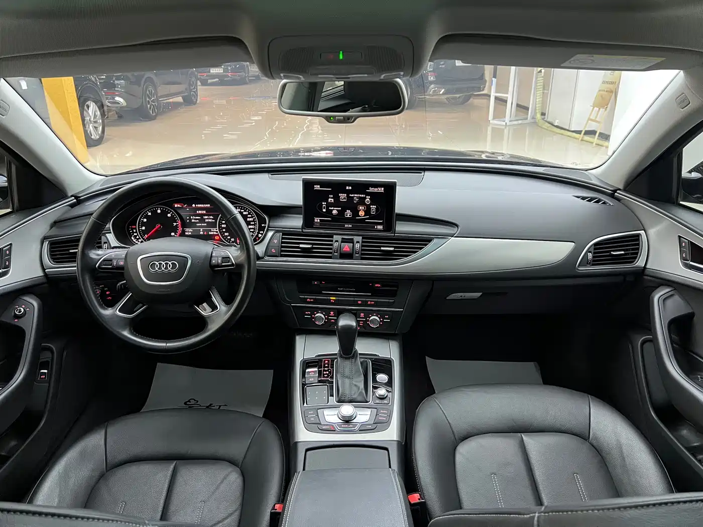 Audi A6L 2018 30th Anniversary 35 TFSI Fashion фото 4