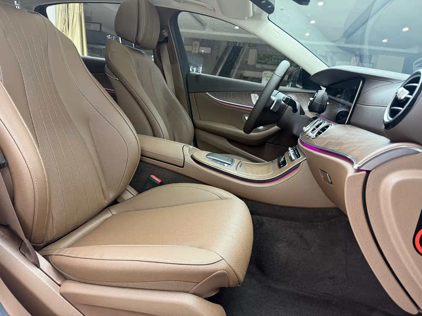 Mercedes-Benz E-Class 2021 E 300 L Fashion фото 17