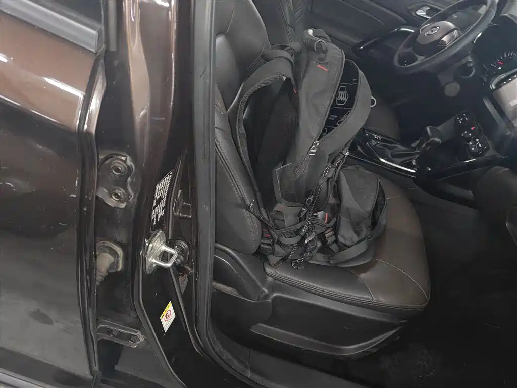 GAC Trumpchi Trumpchi GS4 2017 235T Automatic 2WD Elite фото 4