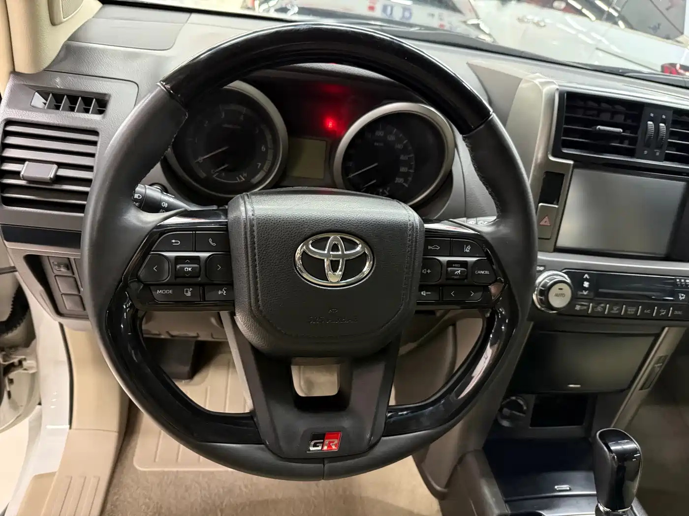 Toyota Prado (Import) 2010 2.7L Automatic Standard фото 10