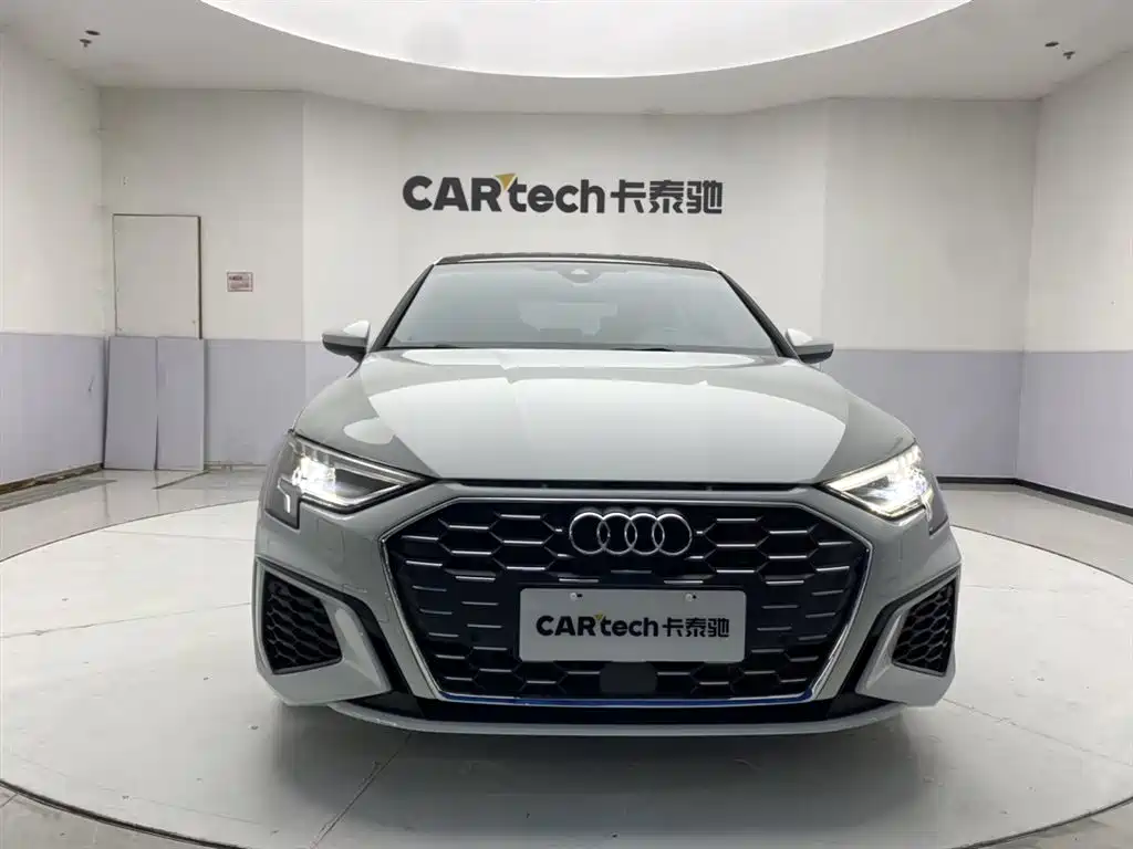 Audi A3 2024 Model Sportback 35 TFSI Fashion Sport фото 3
