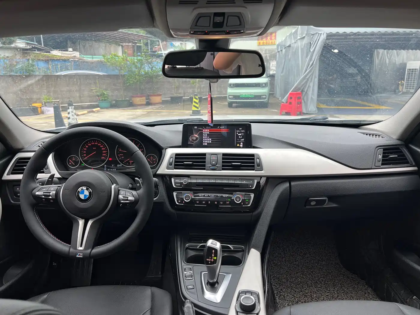 BMW 3 Series 2016 320Li Progressive фото 8