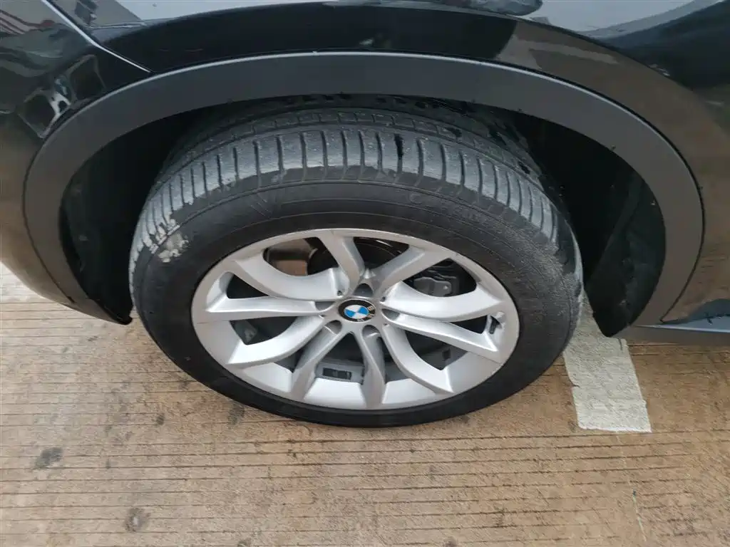 BMW X6 2015 xDrive35i Leading Type фото 25