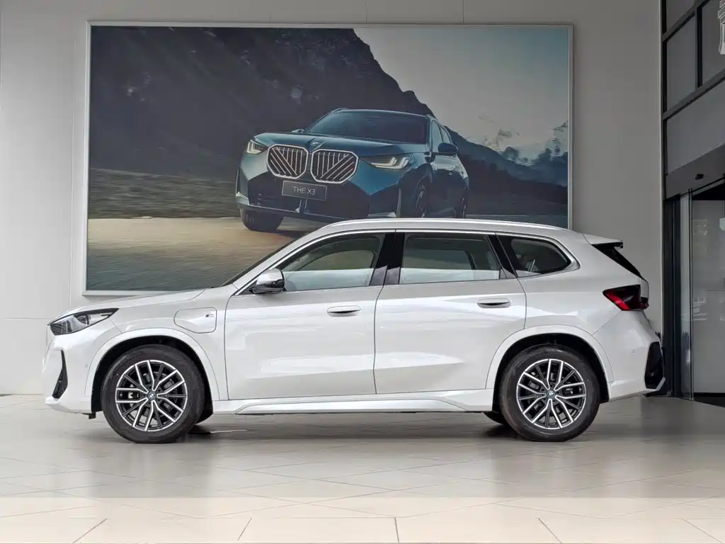 BMW iX1 2025 2025 eDrive25L M Sport Package