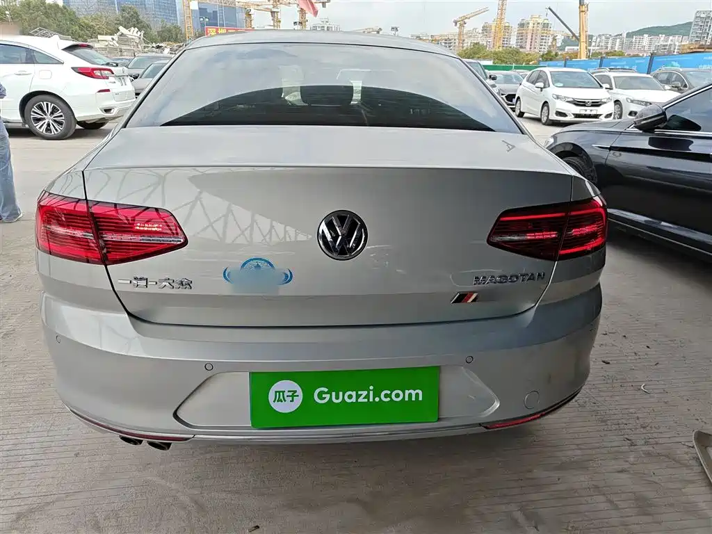 Volkswagen Magotan 2017 330TSI DSG Leading фото 6