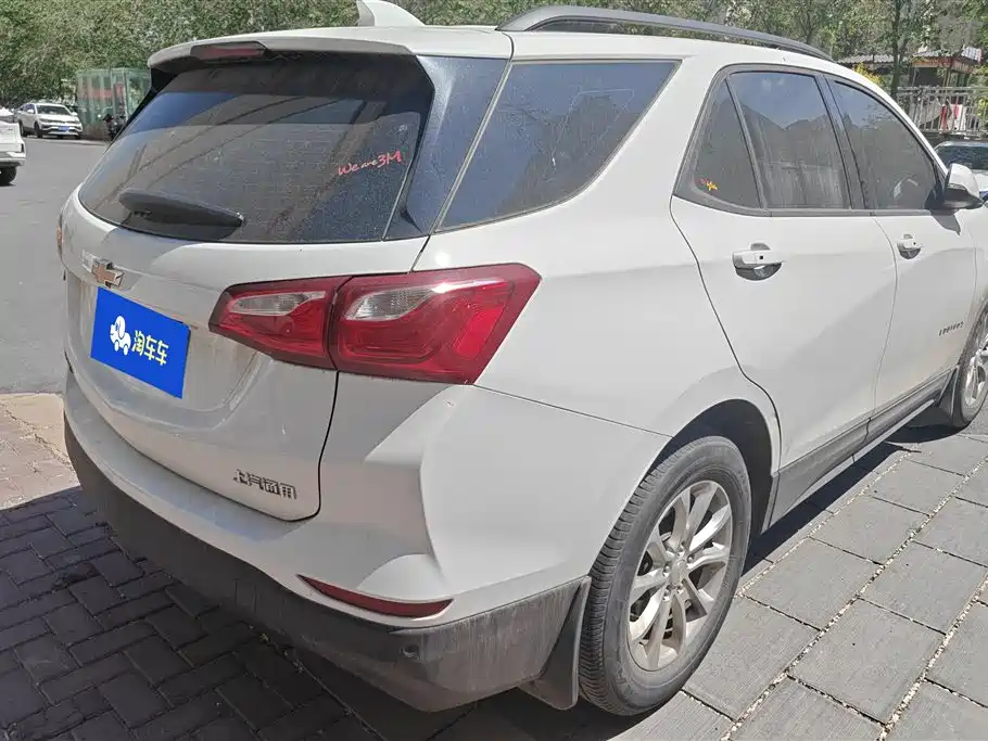 Chevrolet Equinox 2018 535T Automatic Galloping Edition фото 3