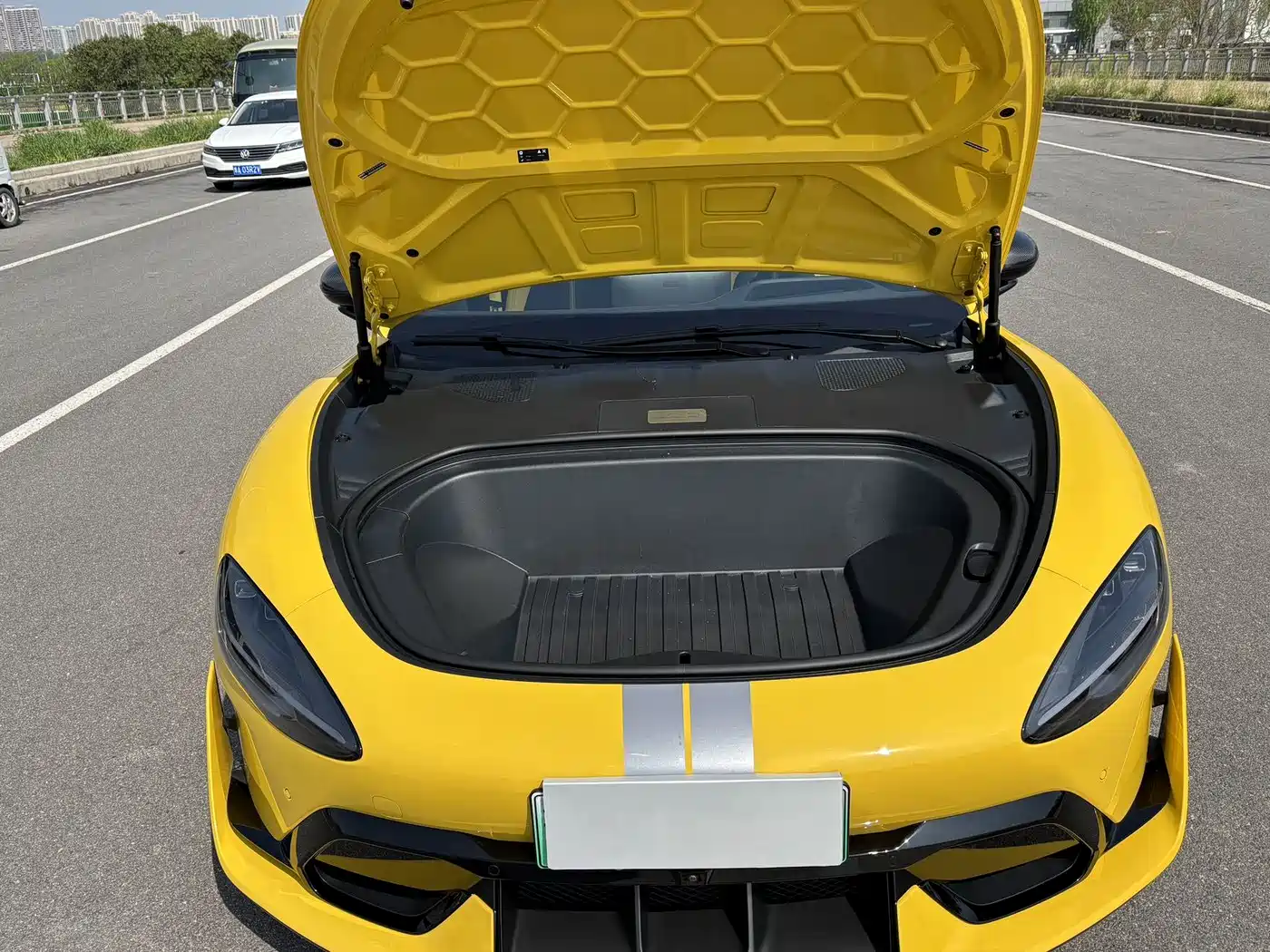 XIAOMI CAR XIAOMI SU7 ULTRA