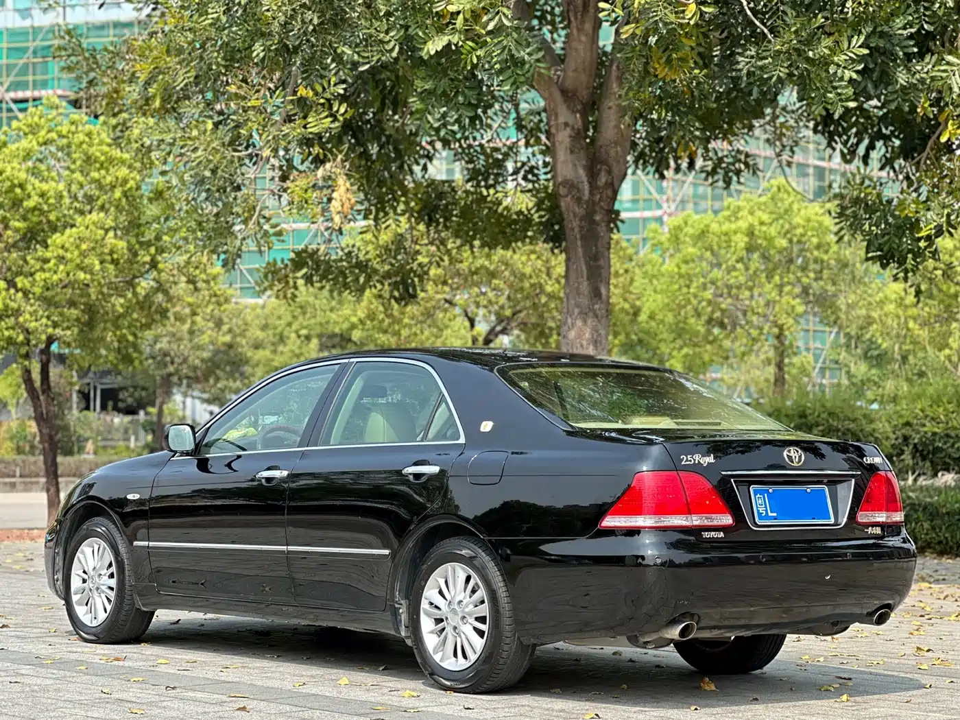 Toyota Crown 2007 2.5L Royal Navigation Edition фото 5
