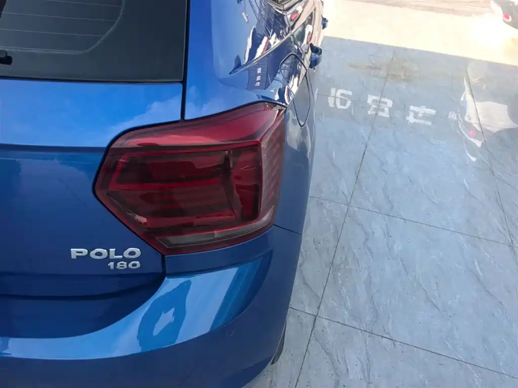 Volkswagen Polo 2019 Plus 1.5L Automatic Colorful Tech Edition фото 8