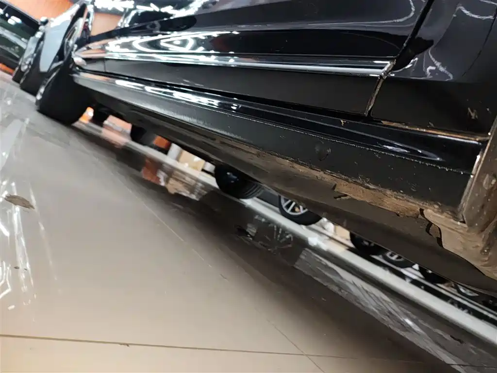 Volkswagen Passat 2025 Outstanding 330TSI Starlight Elite Edition фото 21