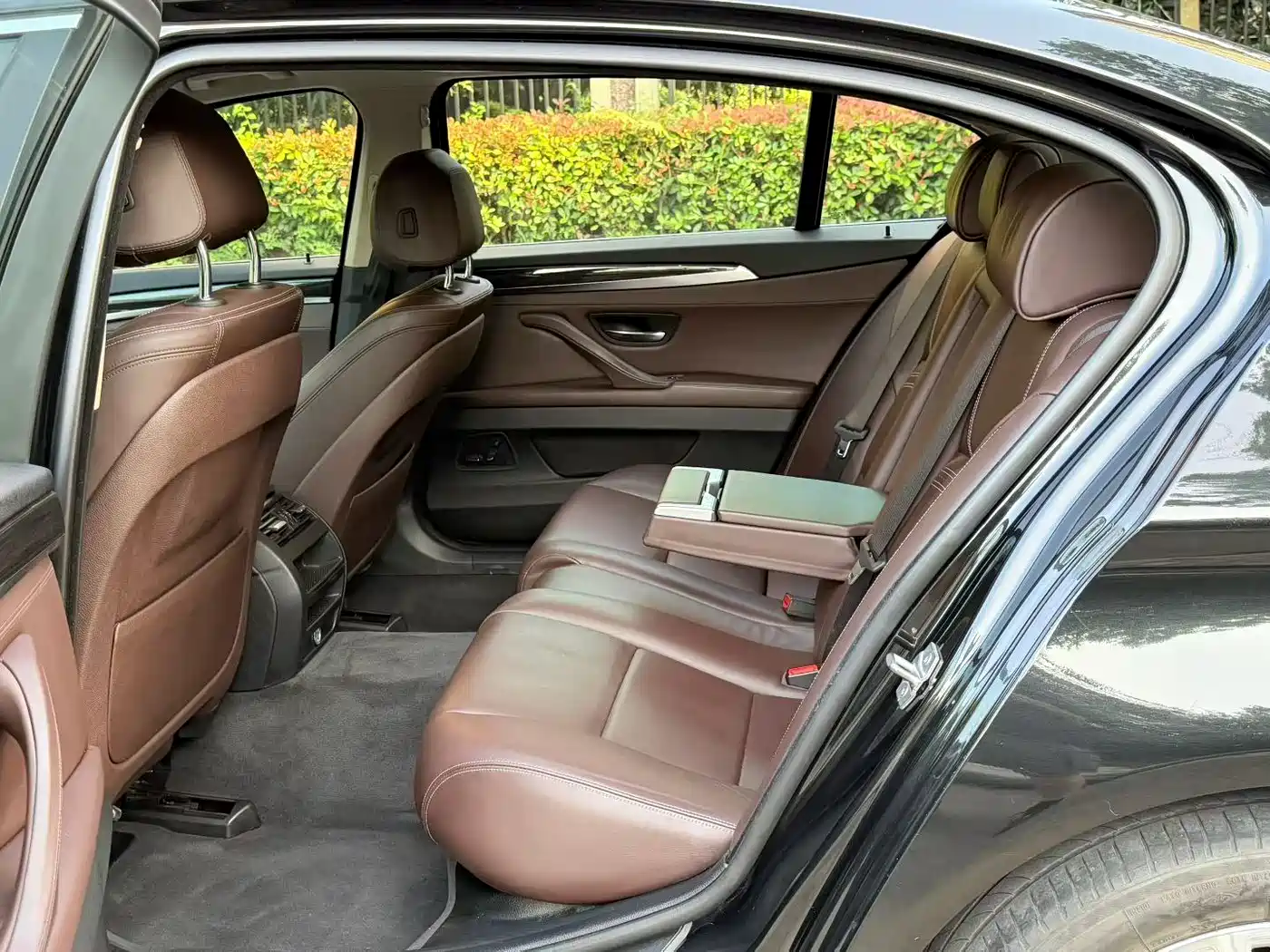 BMW 5 Series 2014 525Li Luxury Design Package фото 7