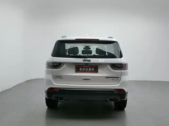 Jeep Commander 2018 2.0T 4WD Ultimate Version China V — фото 4