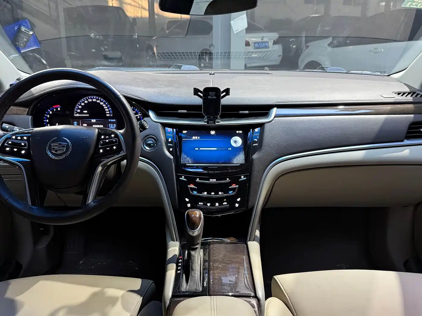 Cadillac XTS 2015 28T Elite фото 5