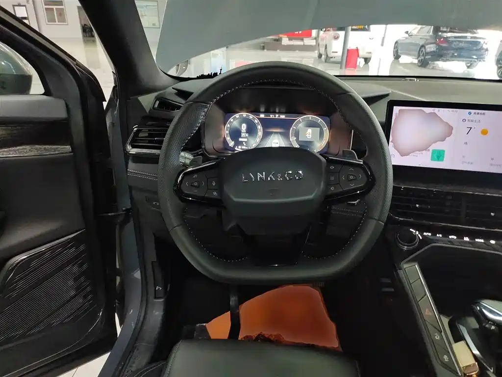 Lynk & Co 06 2023 Remix 1.5T Power Pro фото 11
