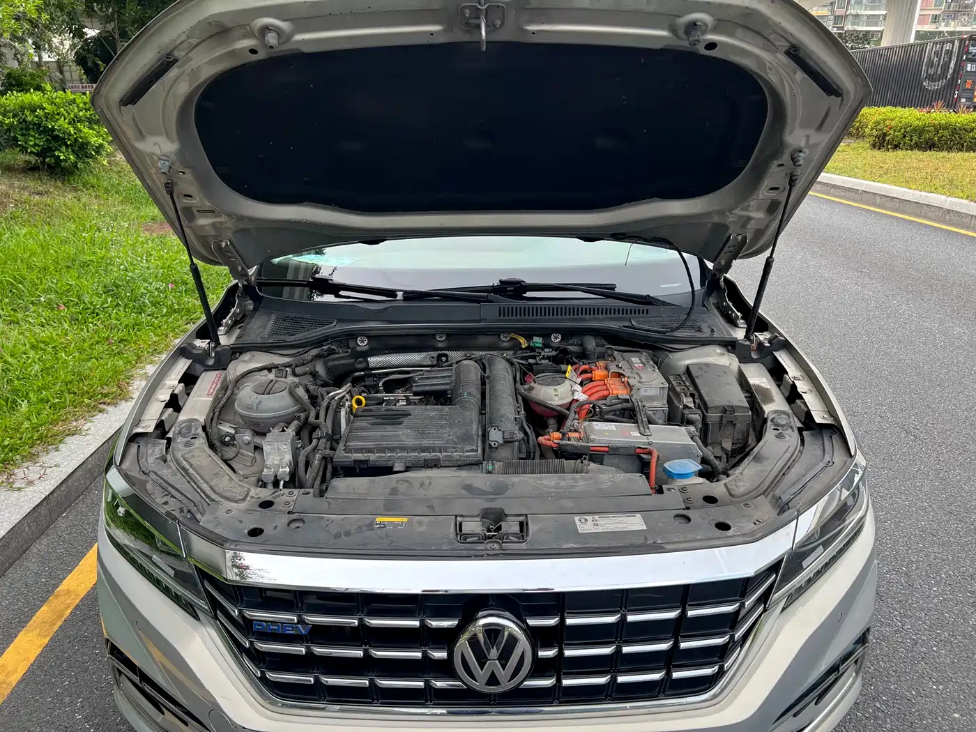 Volkswagen Passat New Energy 2019 430PHEV Hybrid Luxury Edition фото 9