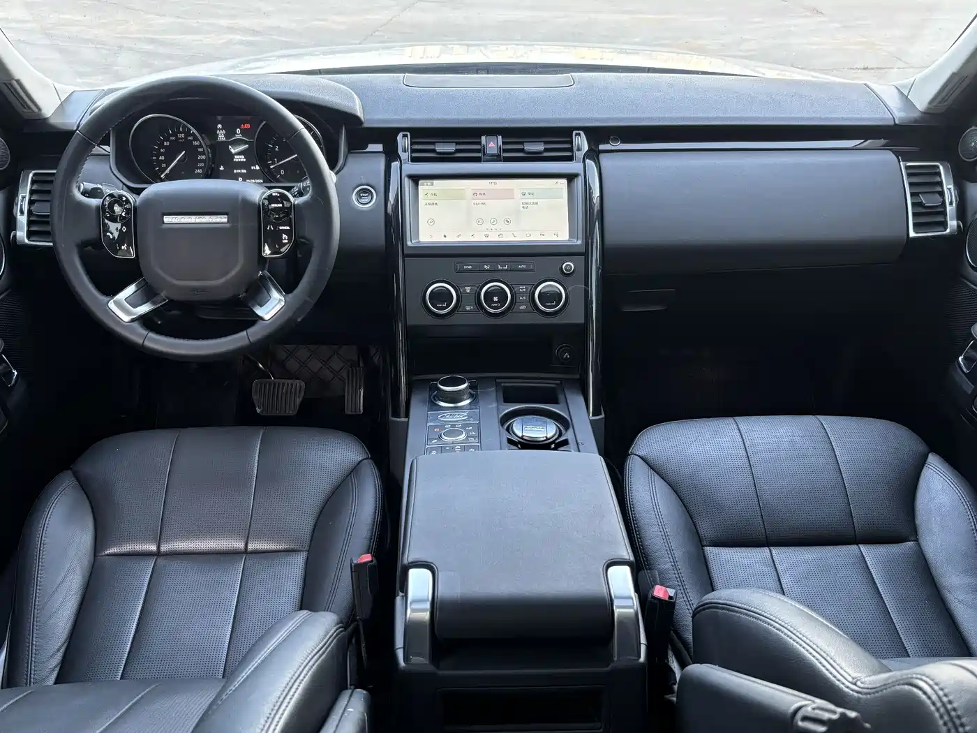 Land Rover Discovery 2019 3.0 SC V6 SE фото 5
