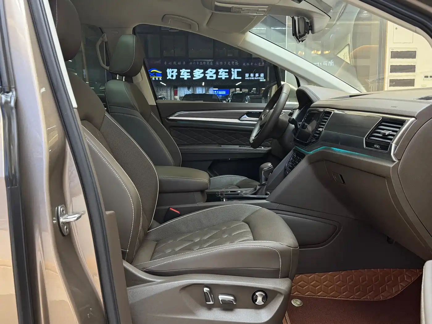 Volkswagen Viloran 2020 380TSI Flagship Edition фото 18