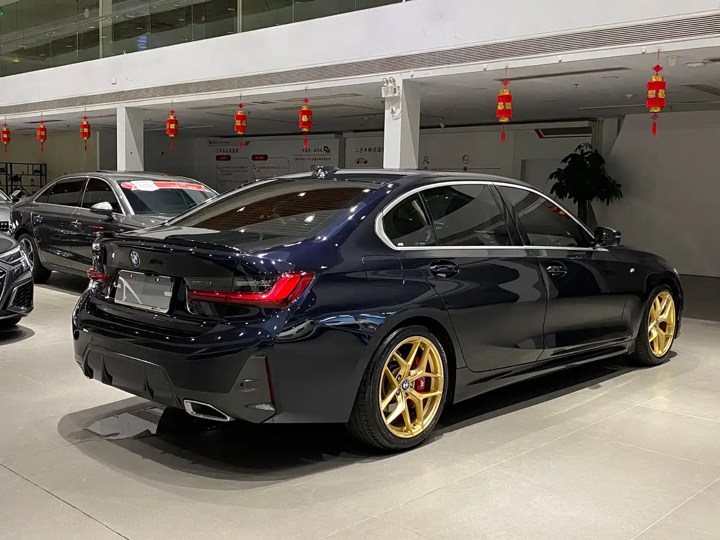BMW 3 Series 2023 320Li M Sport Package фото 4