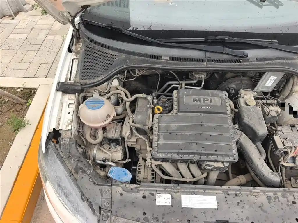 Volkswagen Jetta 2013 1.6L Manual Comfort фото 22