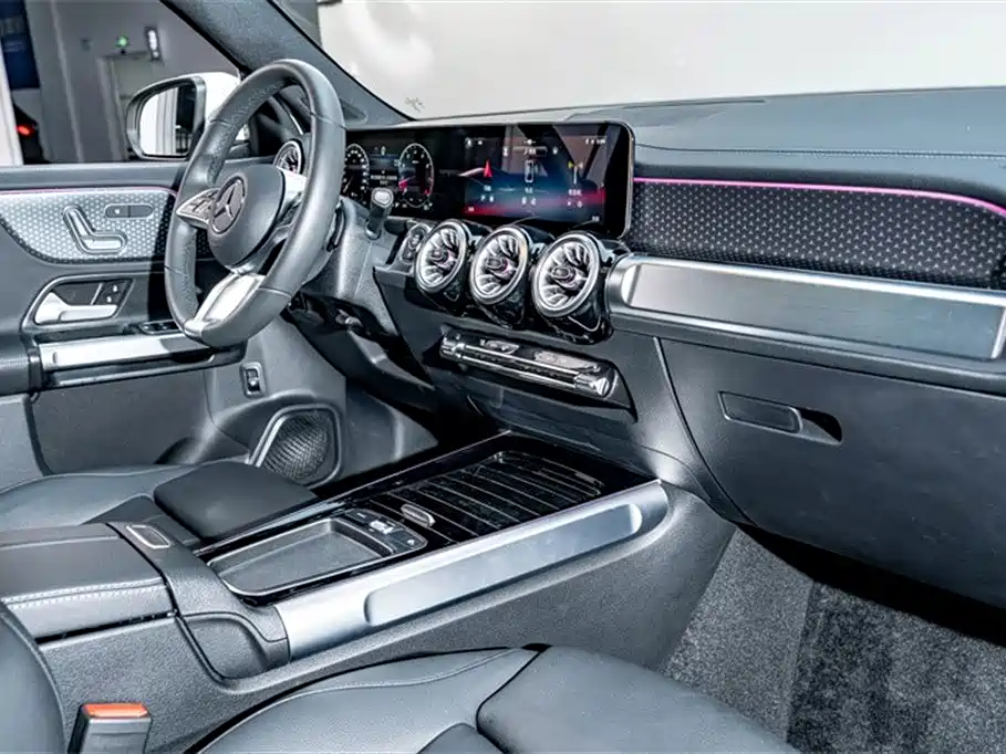 Mercedes-Benz GLB 2024 Facelift GLB 220 Style фото 18