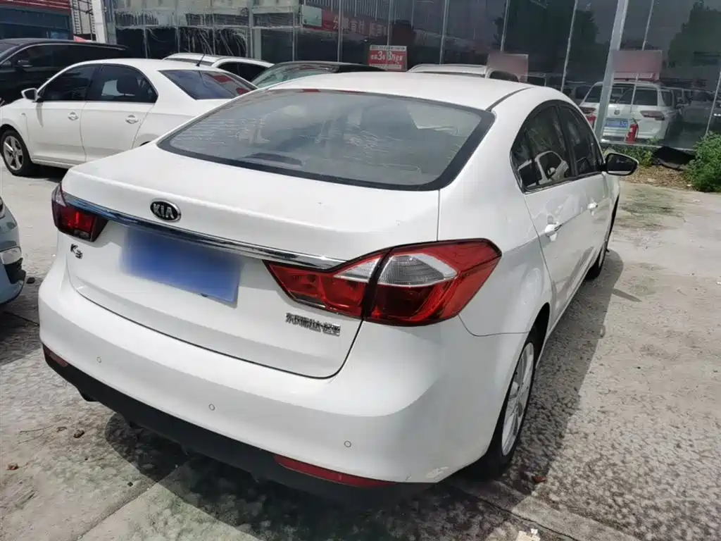 Kia K3 2016 1.6L Automatic GLS фото 7