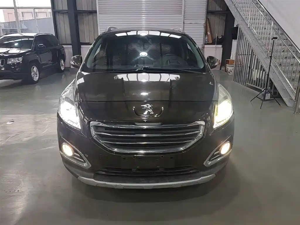 Peugeot 3008 2013 1.6THP Automatic Prestige Edition фото 3