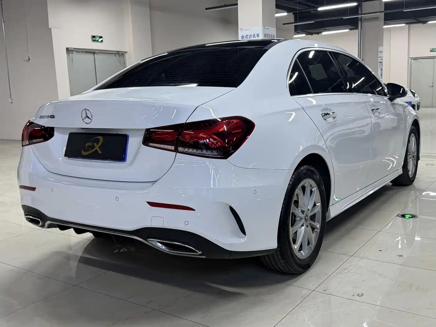 Mercedes-Benz A-Class 2022 Facelift III A 200 L Sport Sedan Fashion фото 6