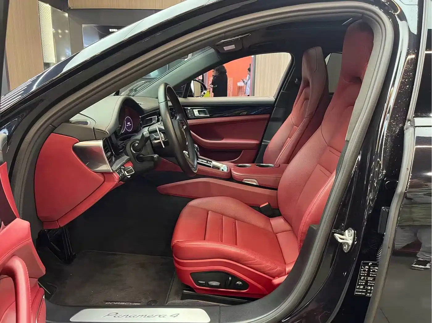 Porsche Panamera 2023 Panamera 4 Executive Long Wheelbase 2.9T фото 4