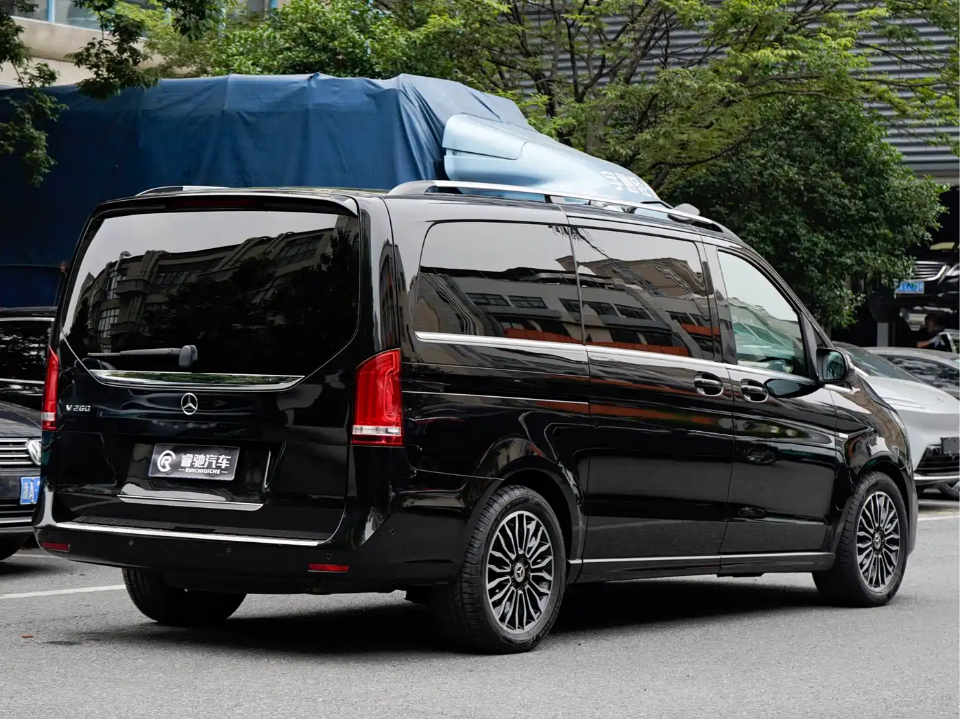 Mercedes-Benz V-Class 2020 V 260 Luxury Edition фото 5