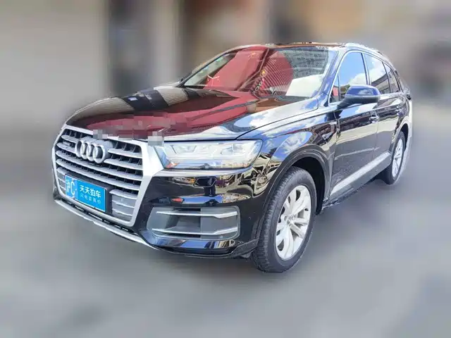 Audi Q7 2019 45 TFSI Comfort — фото 1