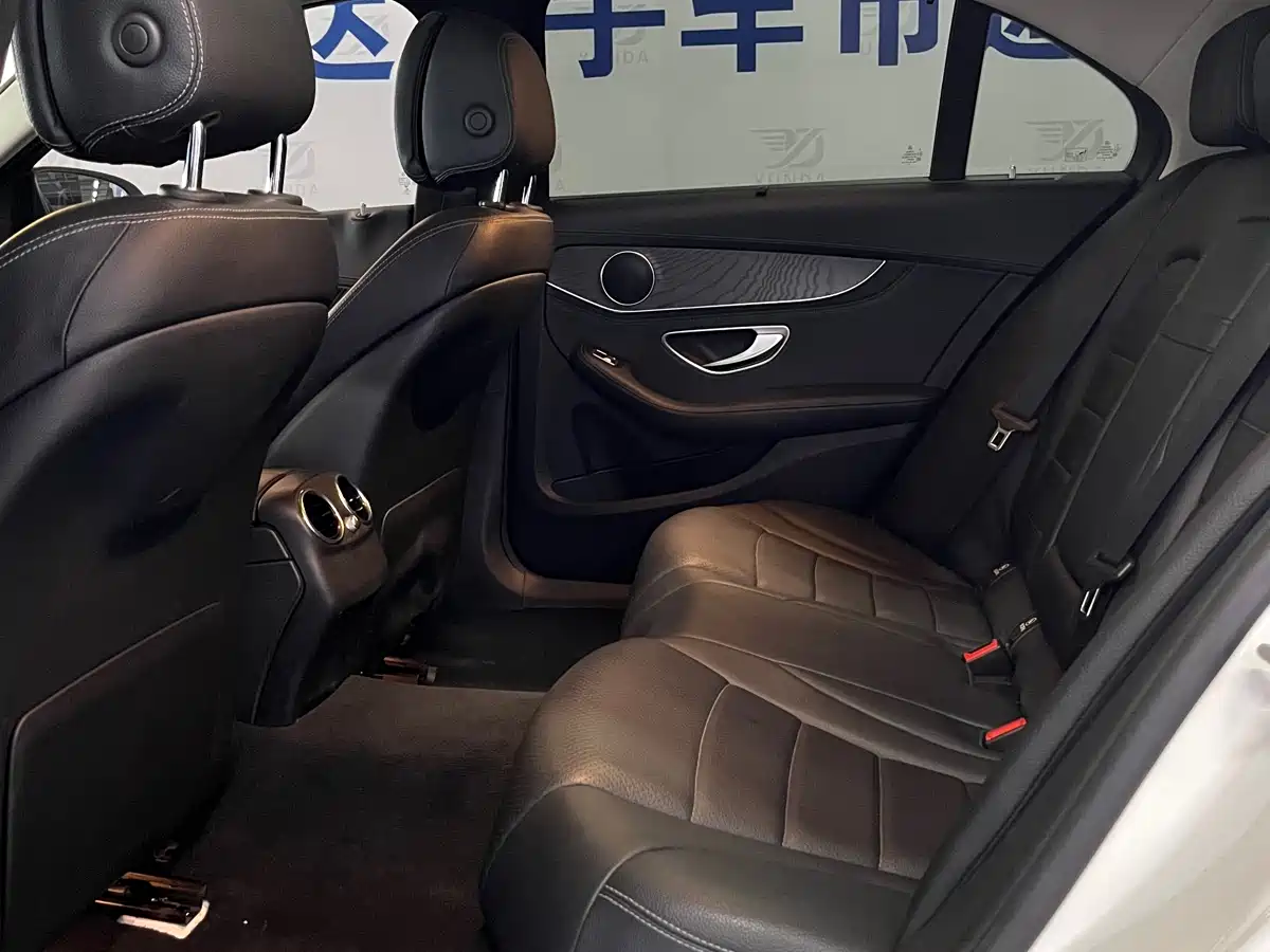 Mercedes-Benz C-Class 2015 C 200 L 4MATIC фото 11