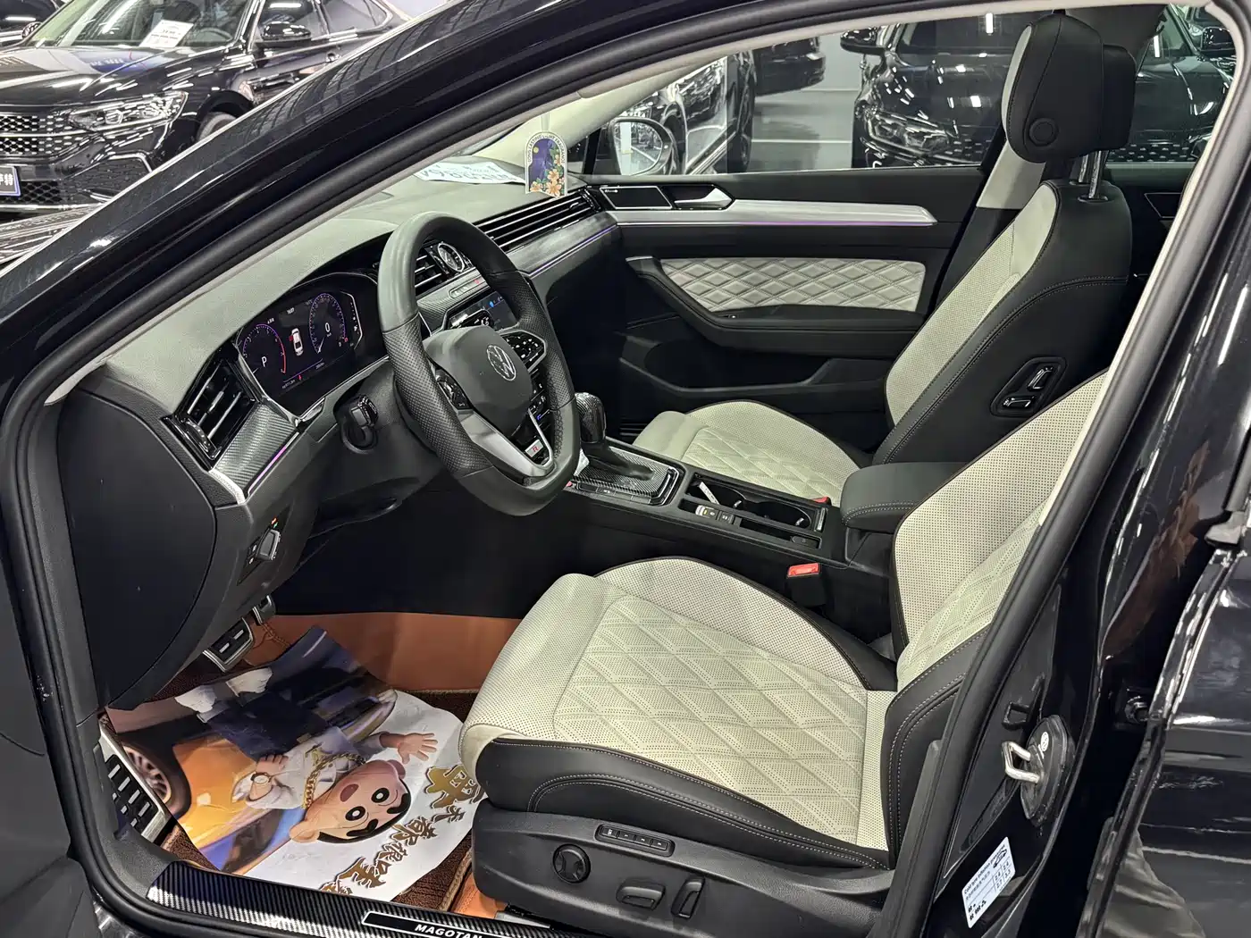 Volkswagen Magotan 2023 Model 2 Million Commemorative Edition 380TSI DSG Flagship фото 7