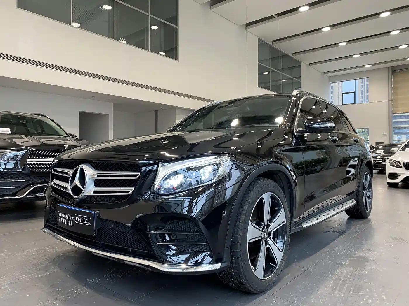 Mercedes-Benz GLC 2019 GLC 300 L 4MATIC Dynamic
