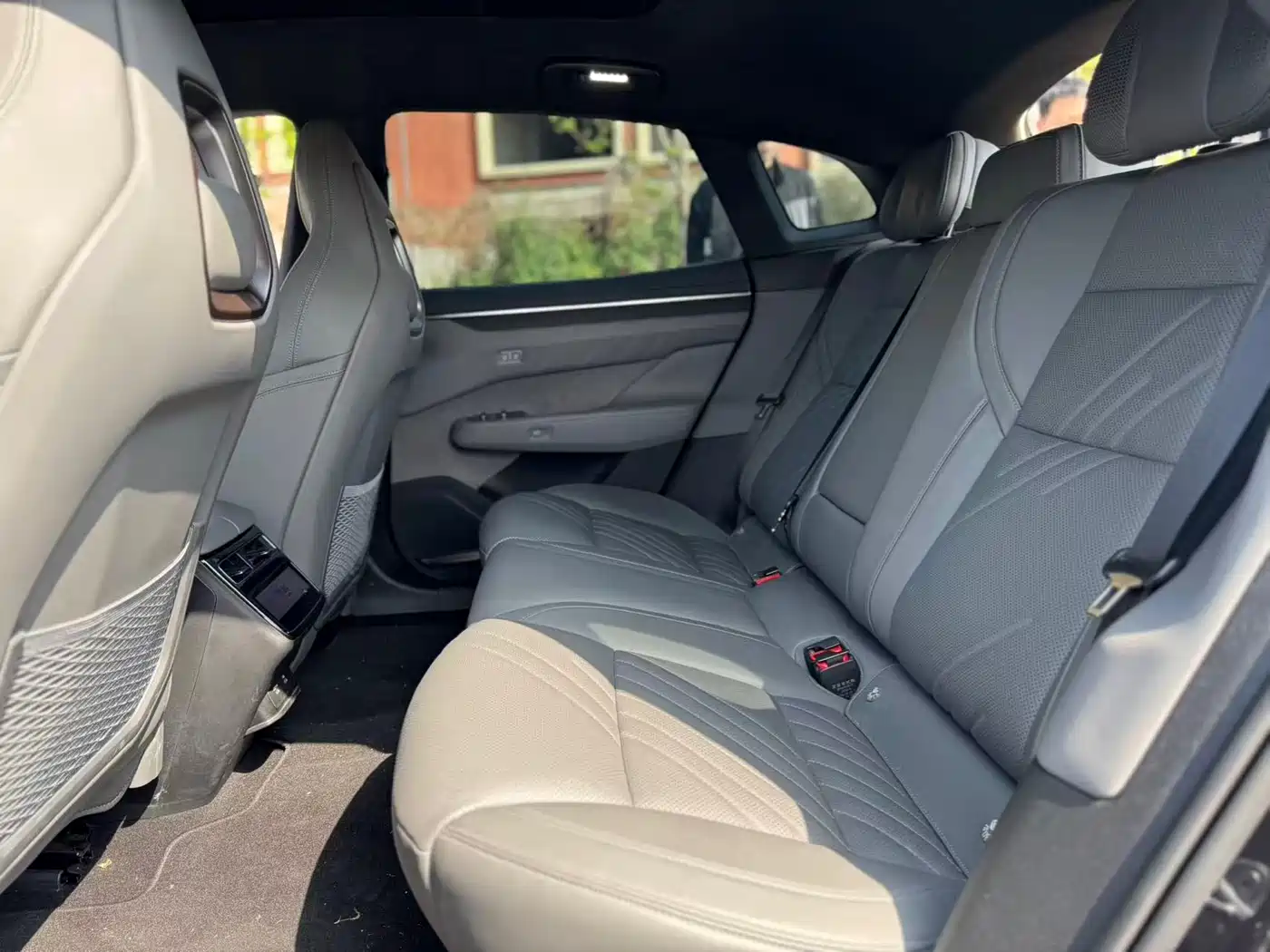 ZEEKR EXTREME KRYPTON 001