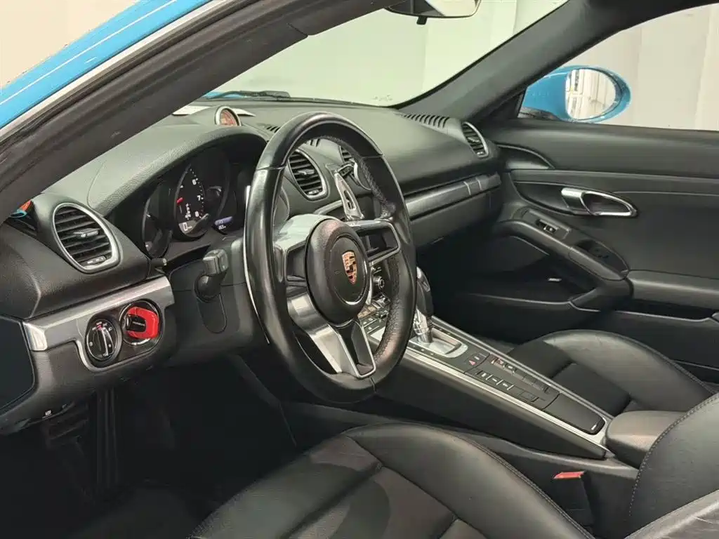Porsche 718 2016 Cayman 2.0T фото 3