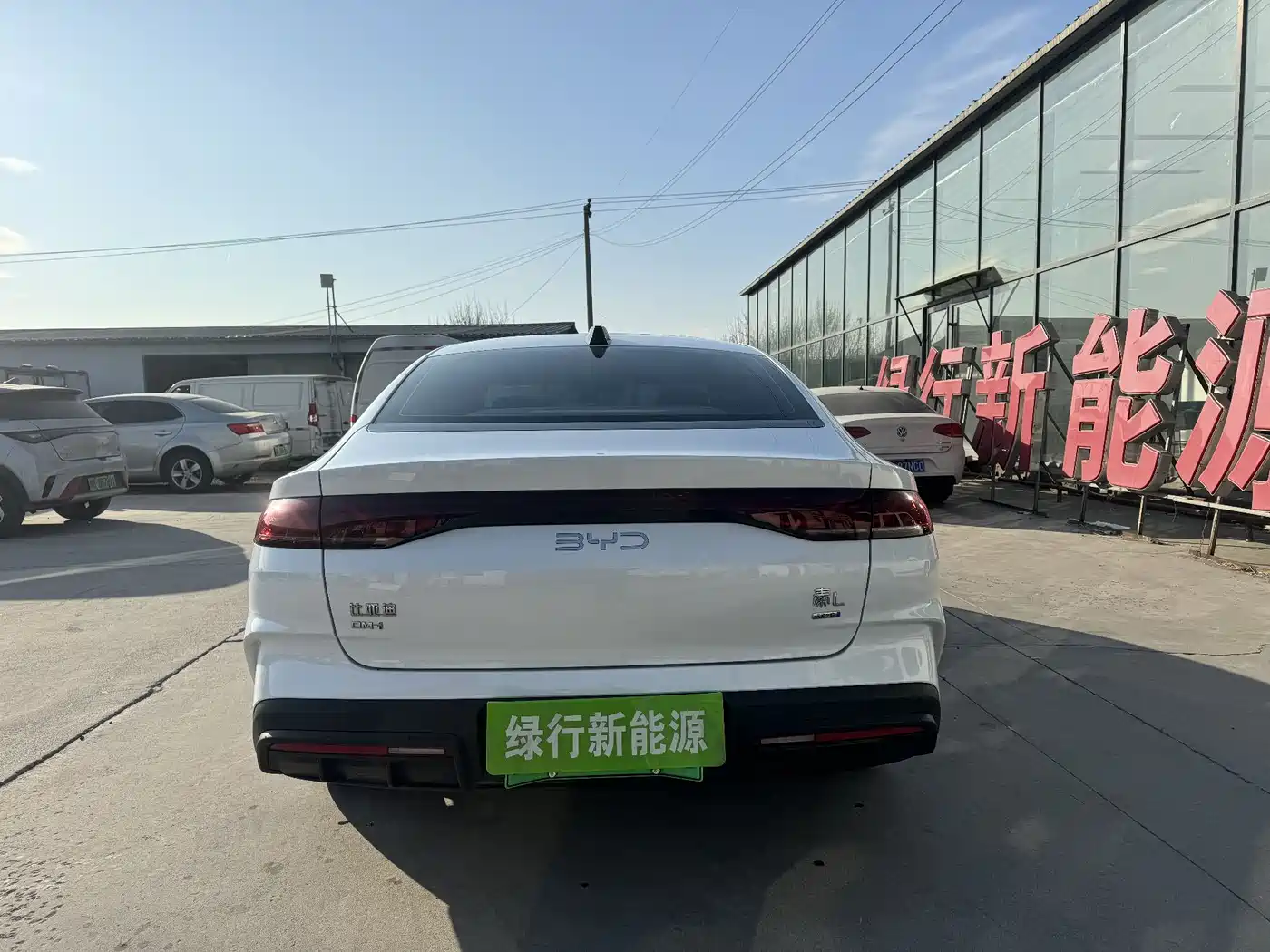 BYD Qin L 2025 DM-i Smart Drive Edition 120KM Surpassing фото 10