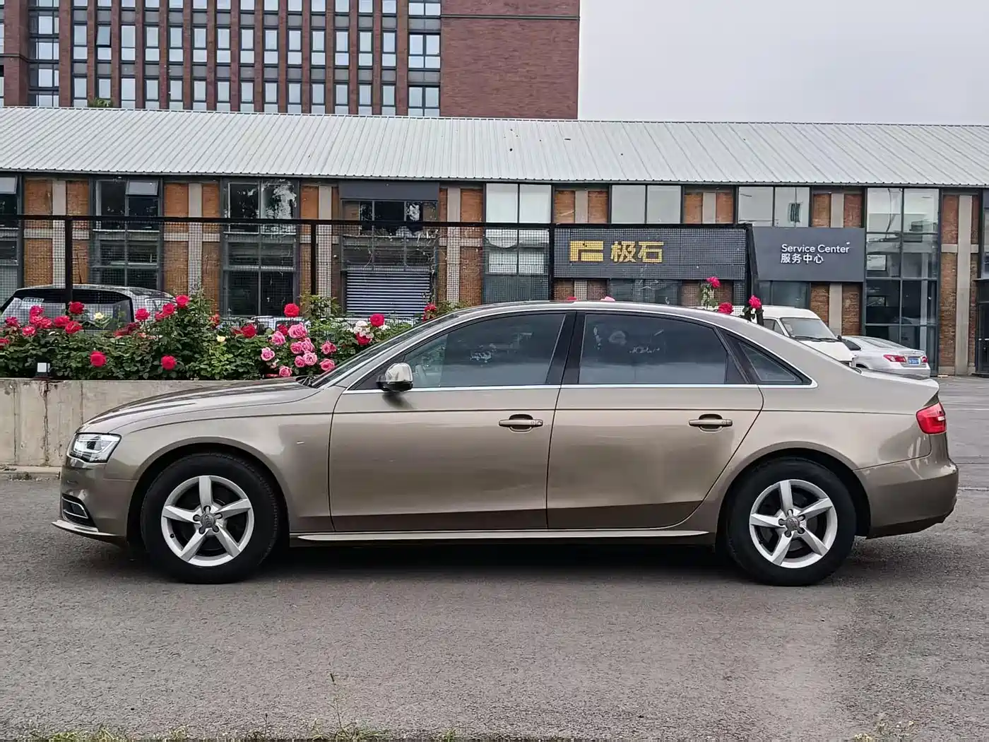 Audi A4L 2013 35 TFSI Automatic Standard фото 24