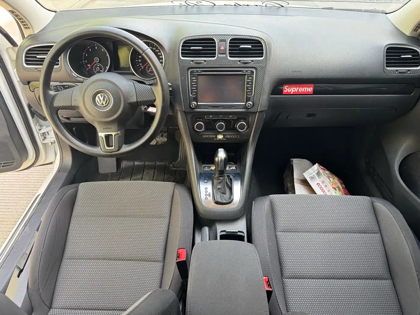 Volkswagen Golf 2012 1.6 Automatic Comfort Type фото 8