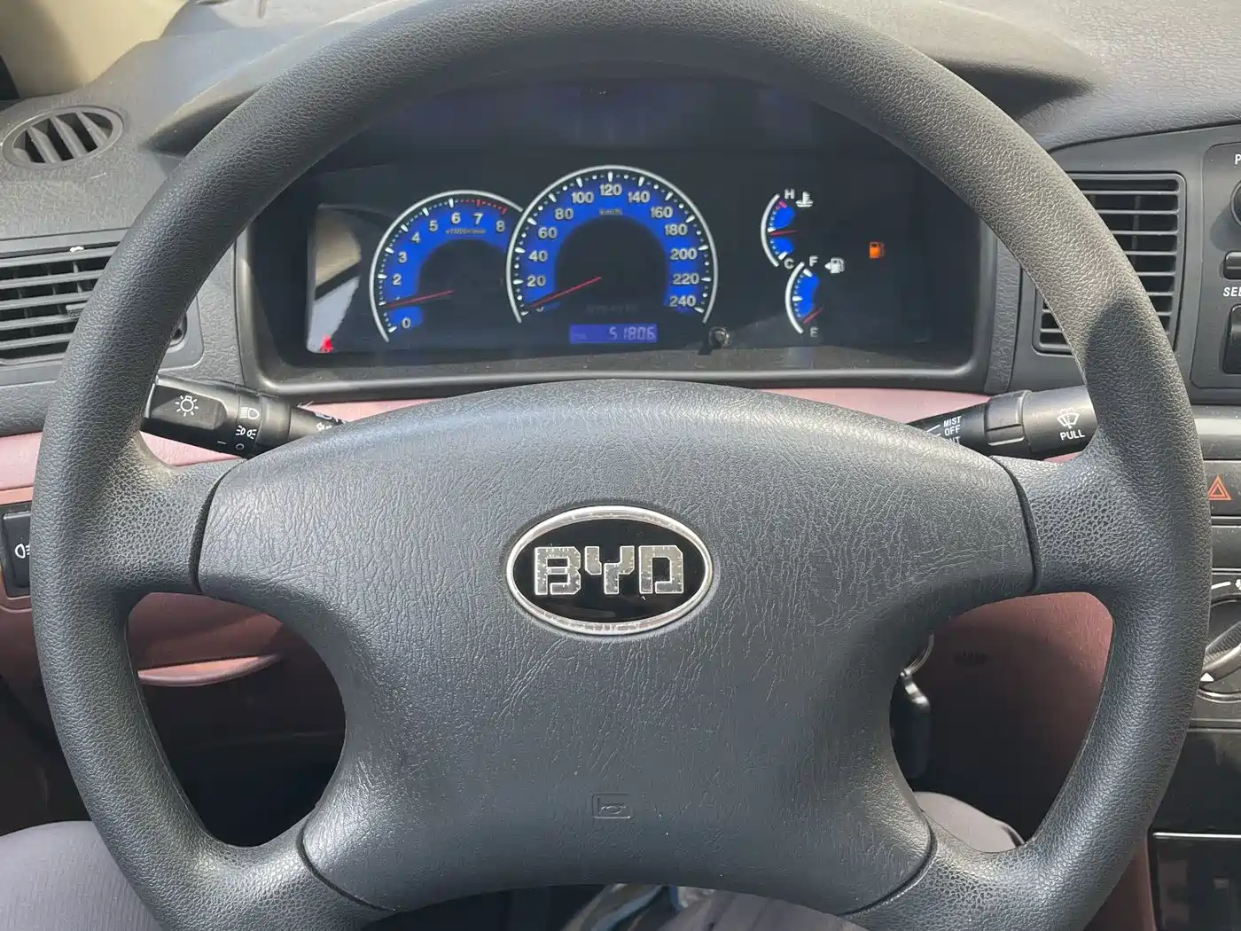 BYD F3 2013 Energy-saving Edition 1.5L Manual Comfort фото 9