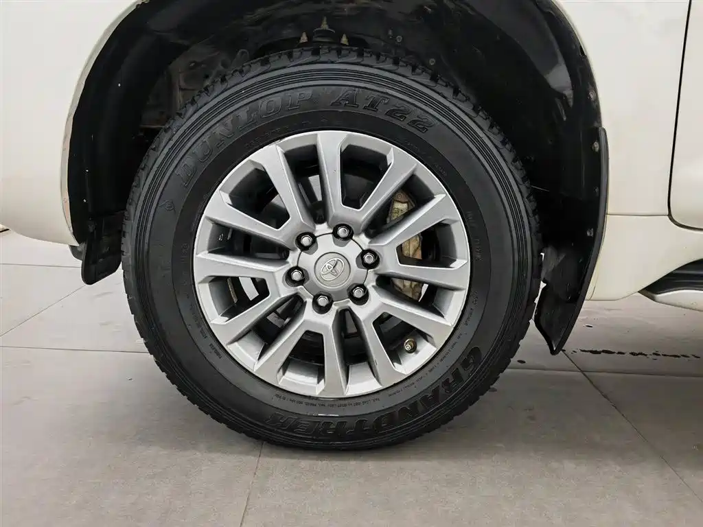 Toyota Prado 2018 3.5L Automatic TX-L Rear-mounted Spare Tire фото 17
