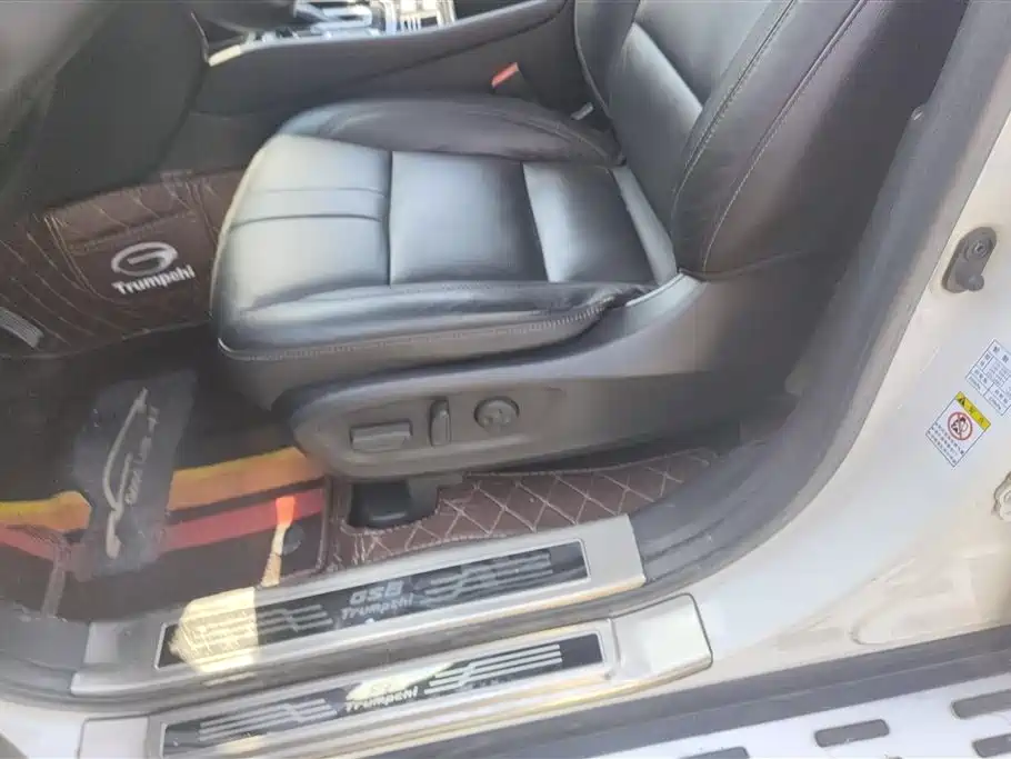 GAC Trumpchi Trumpchi GS8 2017 320T 2WD Luxury Smart Connect (7-seater) фото 9