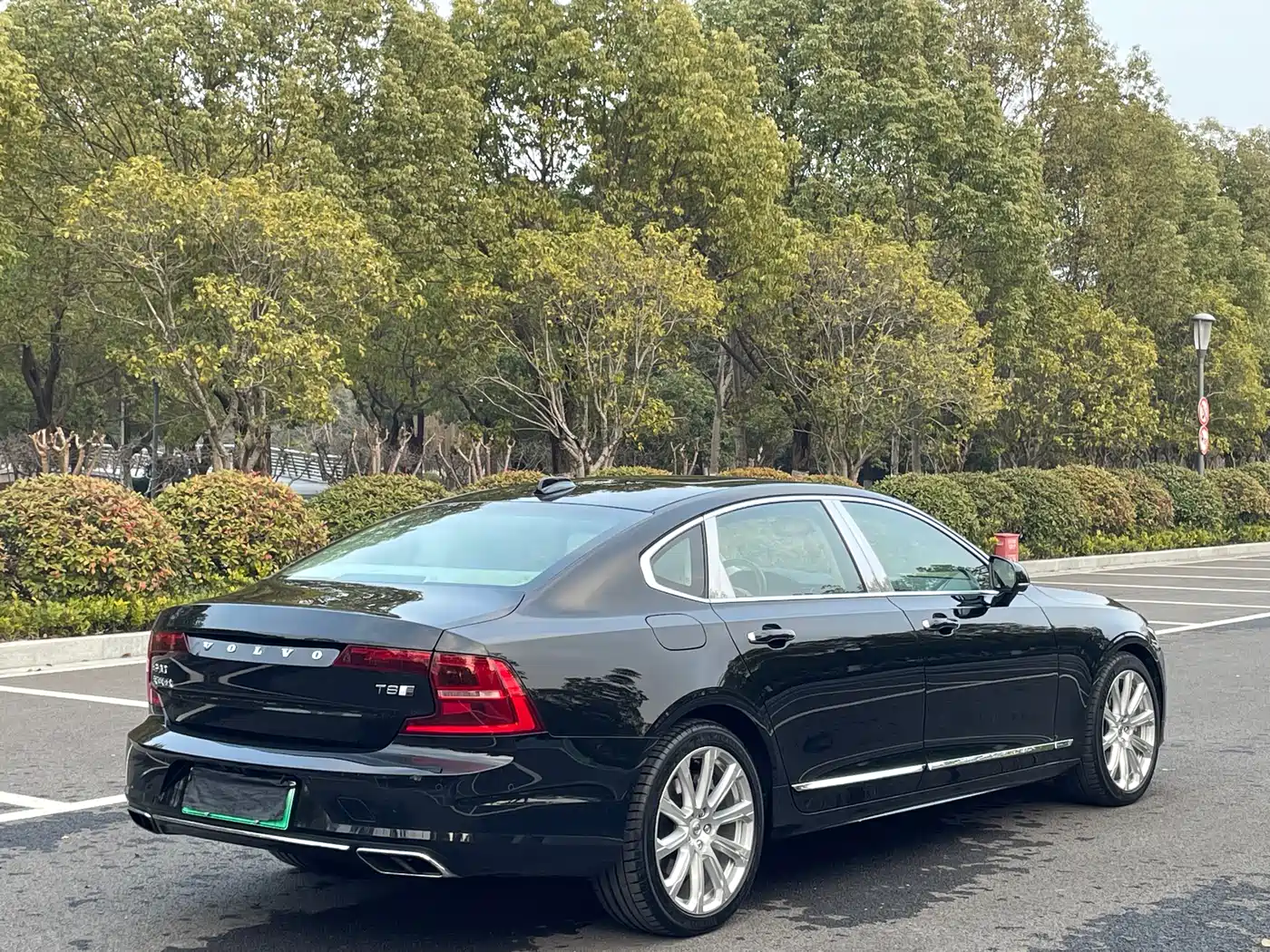 Фото 23 - Volvo S90 Plug-in Hybrid
