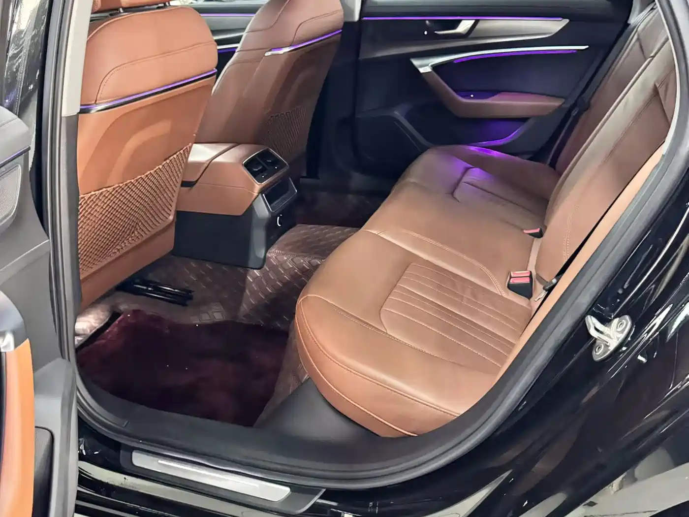 Audi A6L 2021 40 TFSI Luxury Elegance фото 12